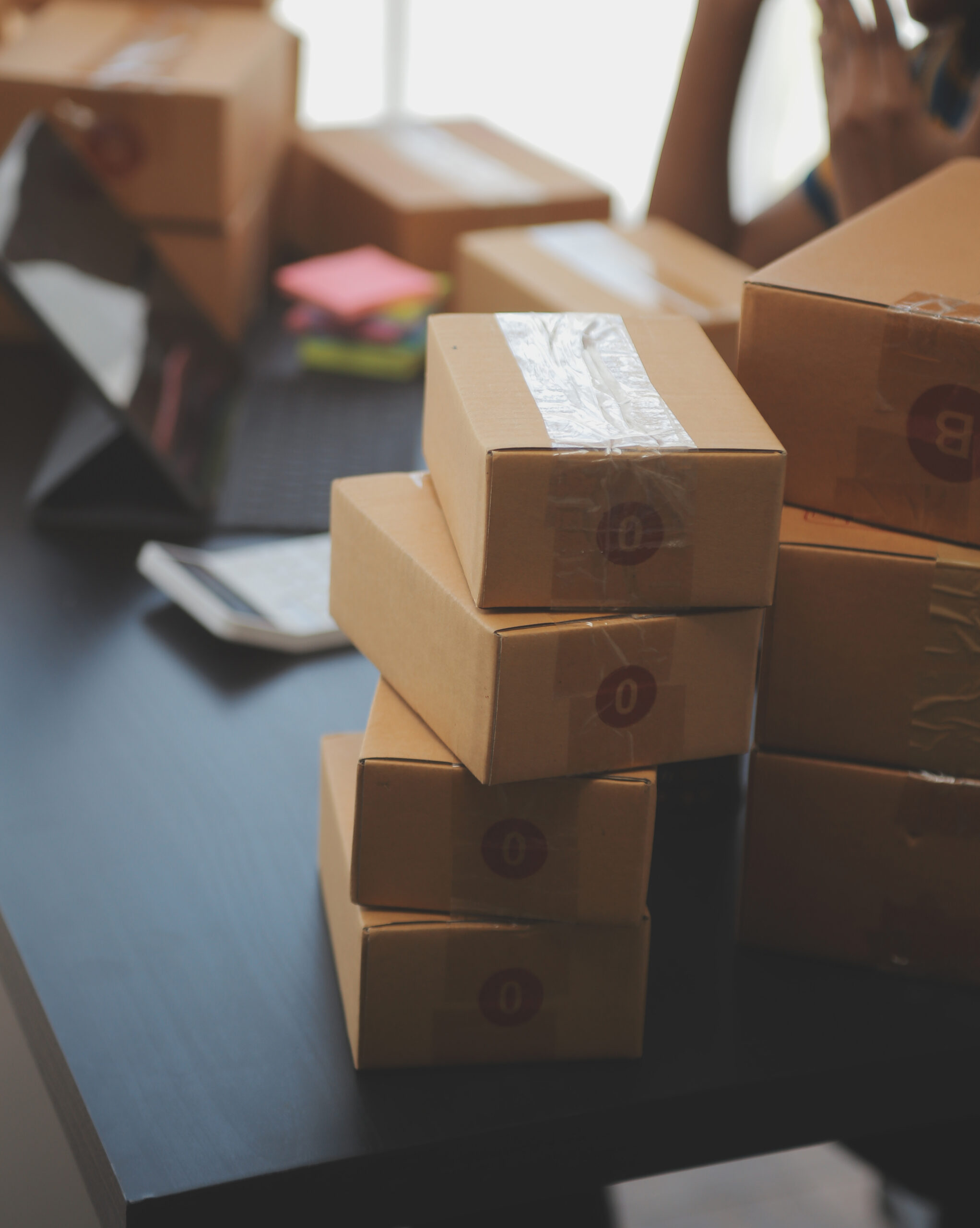 Tjenester & logistik