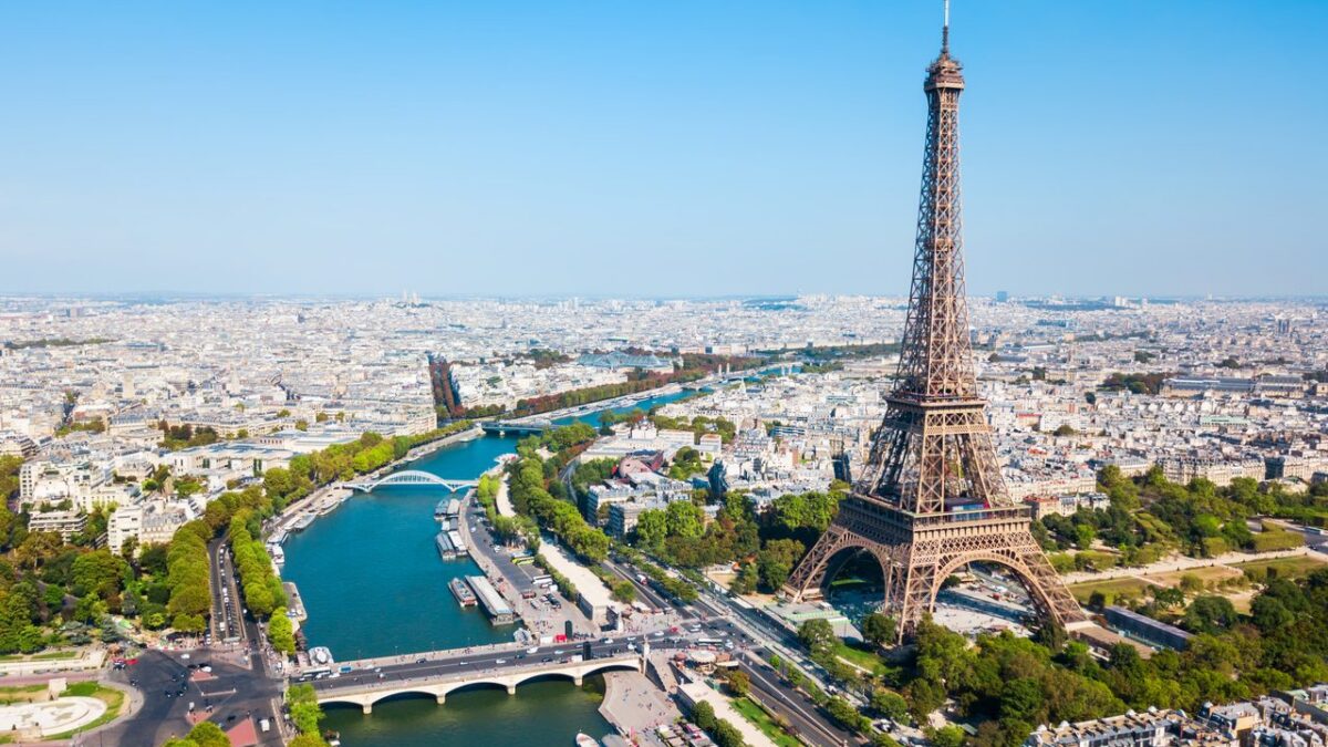 Tallinn to Paris from €181