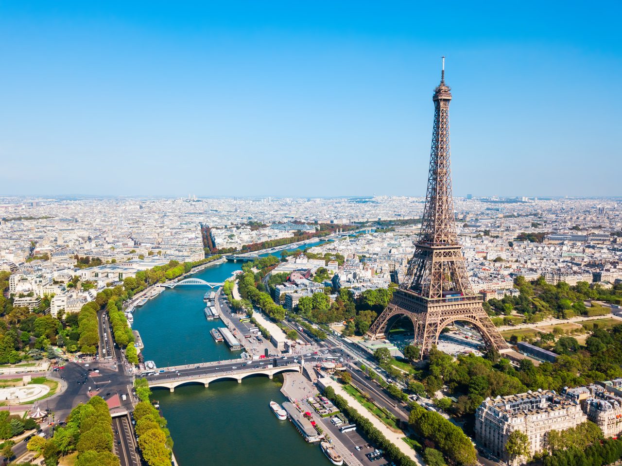 Tallinn to Paris from €178