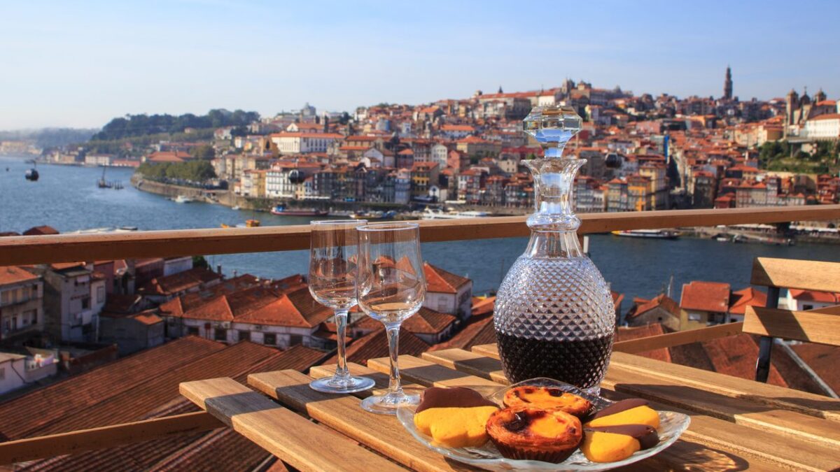 Riga to Porto from €132