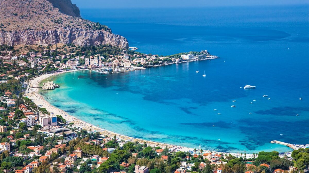 Riga to Palermo from €111