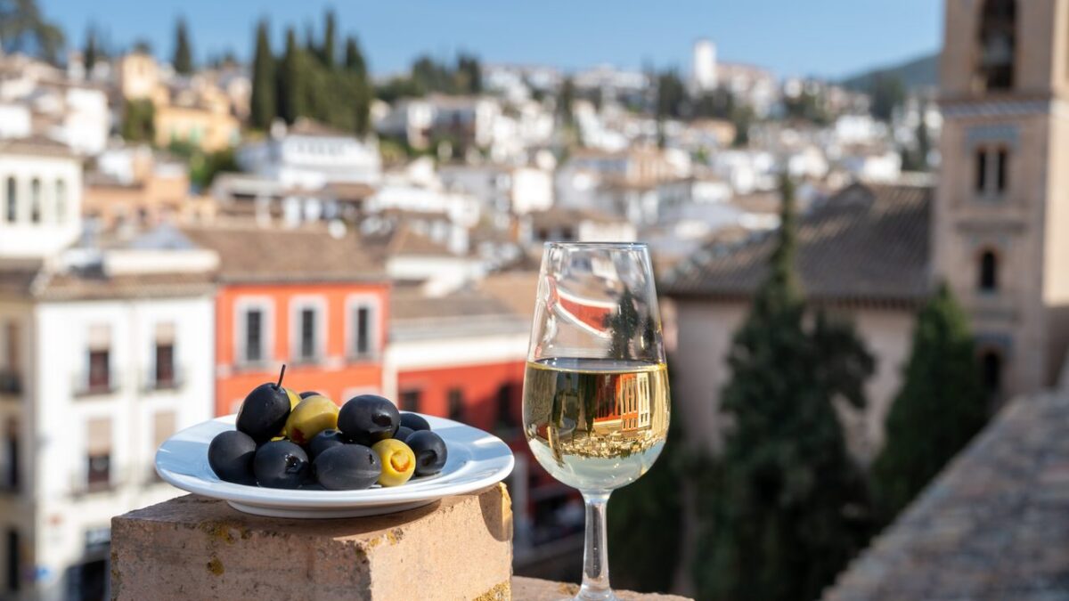 Tallinn to Jerez from €324