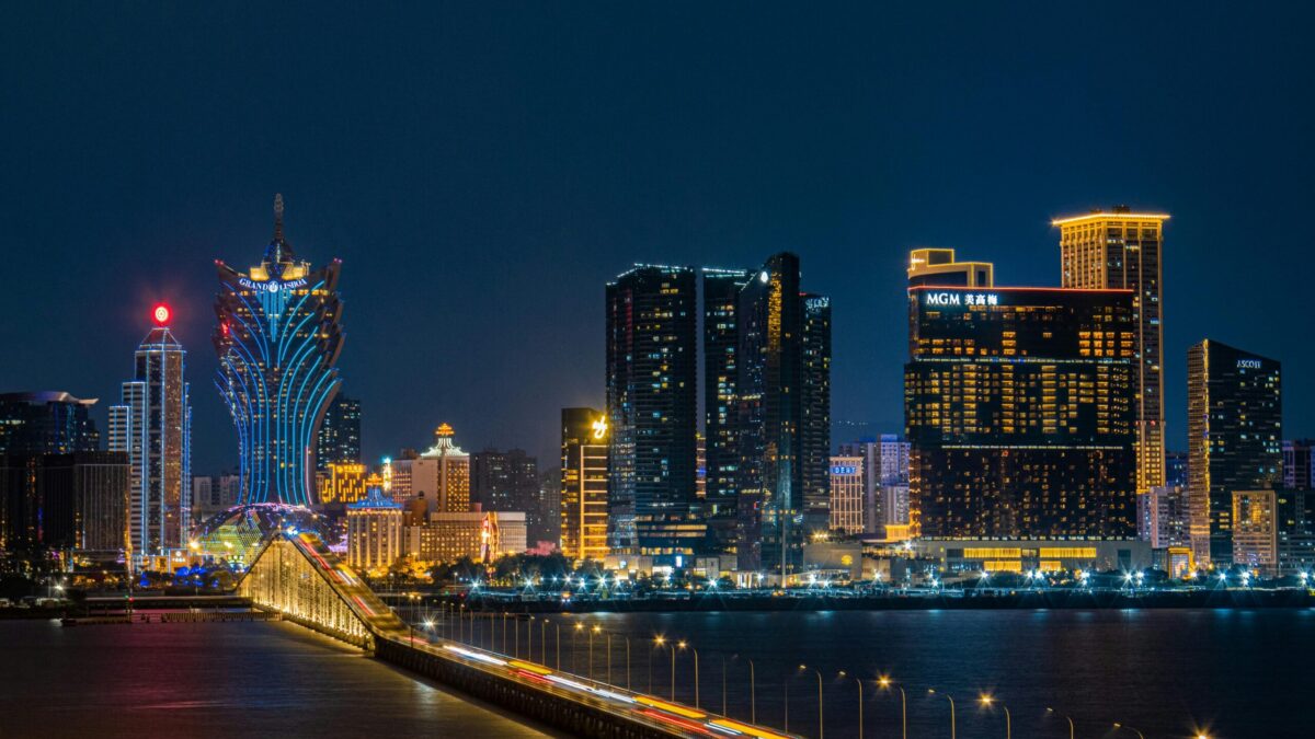 Tallinn to MFM from €402