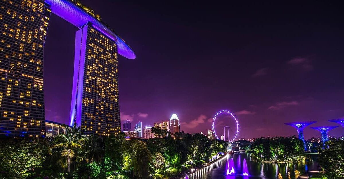 Tallinn to Singapore from €614