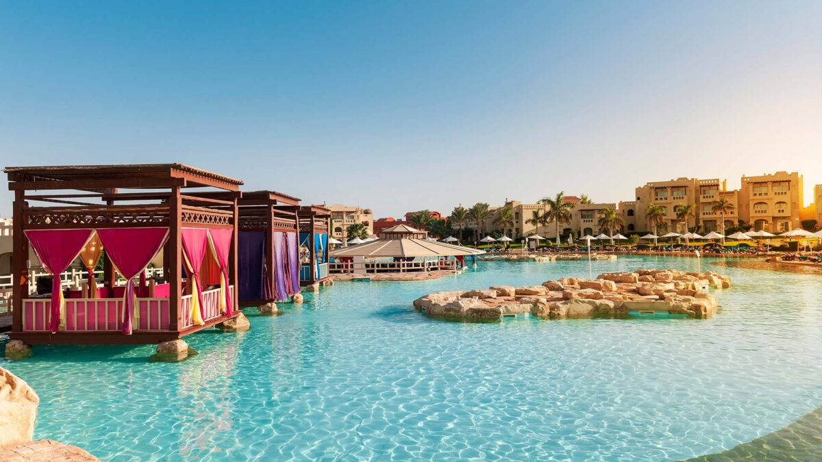 Tallinn to Sharm el-Sheikh from €388